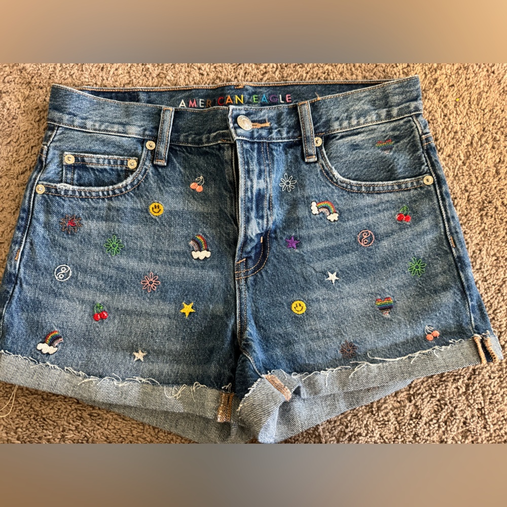 NWT American Eagle 90’s boyfriend shorts 0